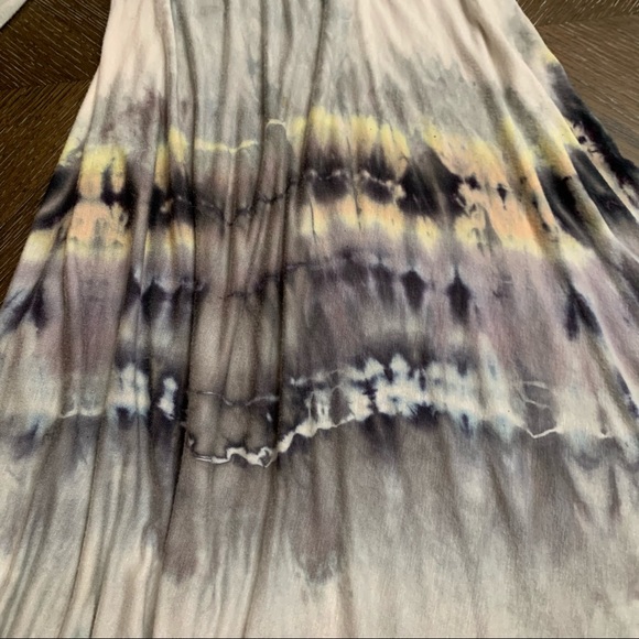 Brightly Twisted skirt - Picture 7 of 16